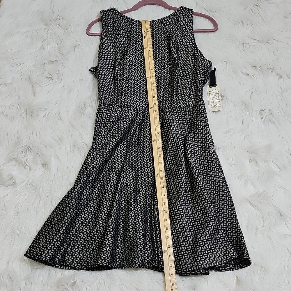 BB Dakota Monochrome Patterned Dress - Picture 3 of 15